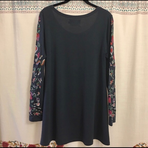 DONATED | Judith March | Embroidered tunic - Picture 4 of 4